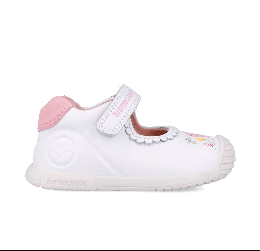 ZAPATO ESTILO MERCEDITA DEPORTIVO