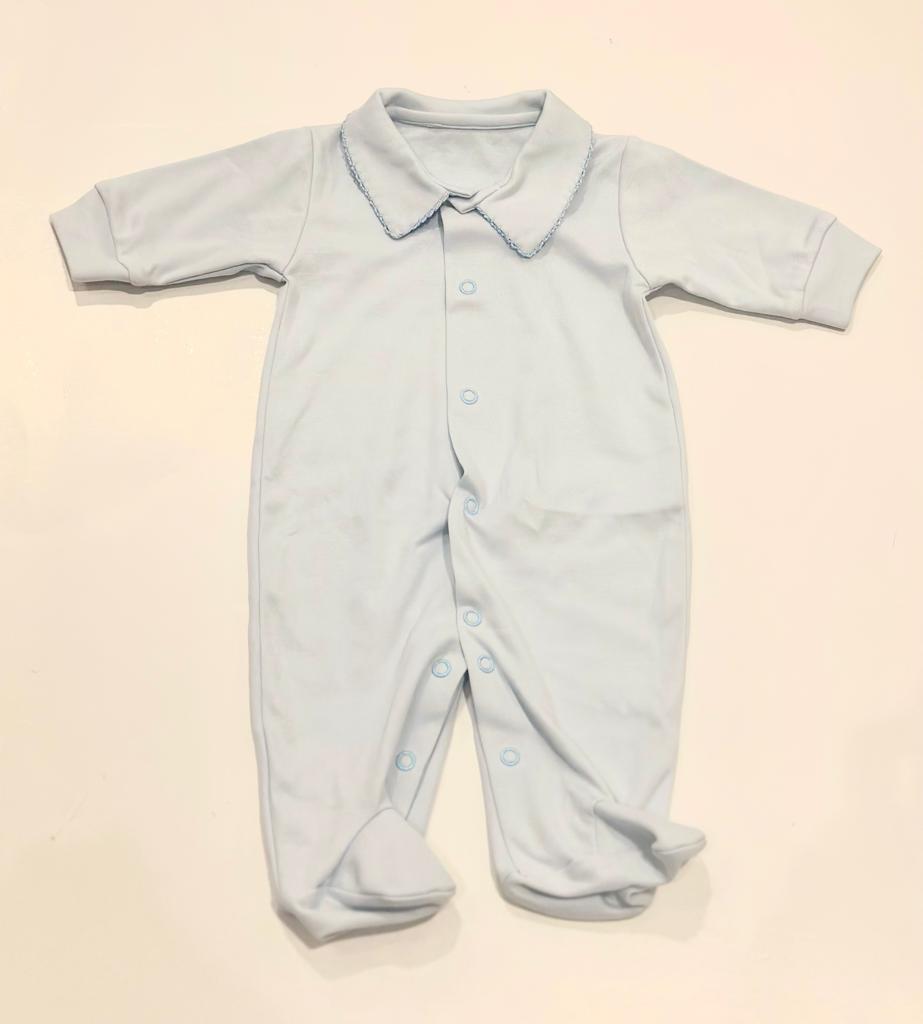 Pijama azul cuello azul