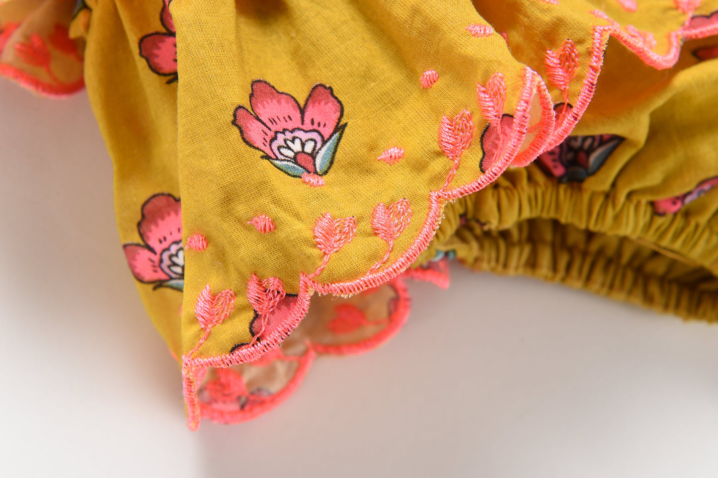 Baracoa Safran Flowers Bloomers Louise Misha