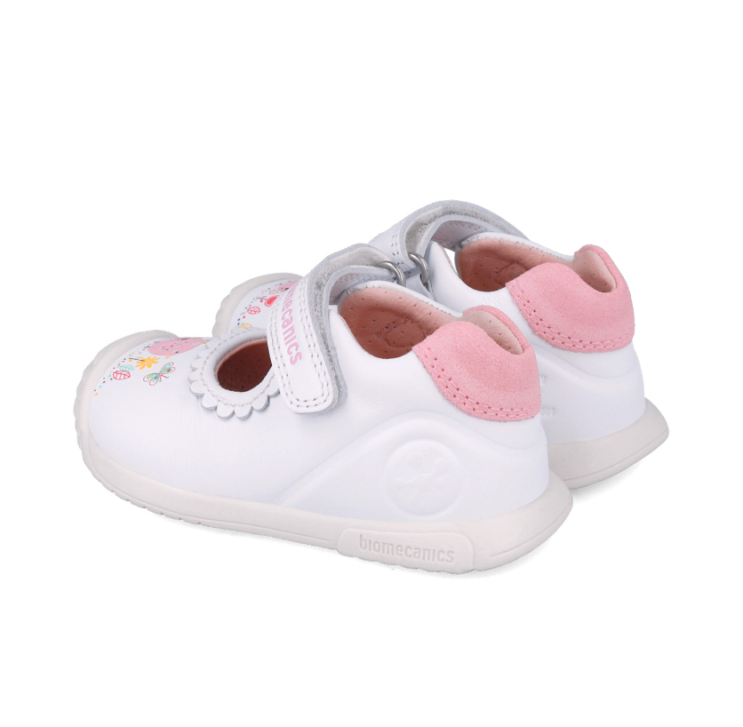 ZAPATO ESTILO MERCEDITA DEPORTIVO