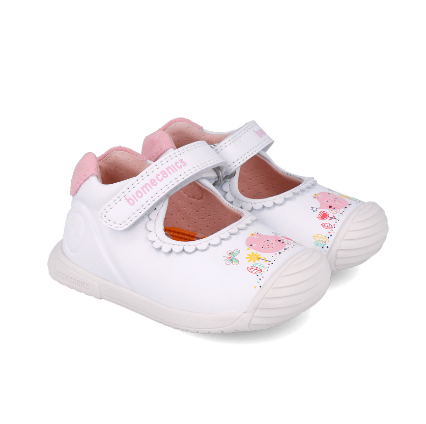 ZAPATO ESTILO MERCEDITA DEPORTIVO