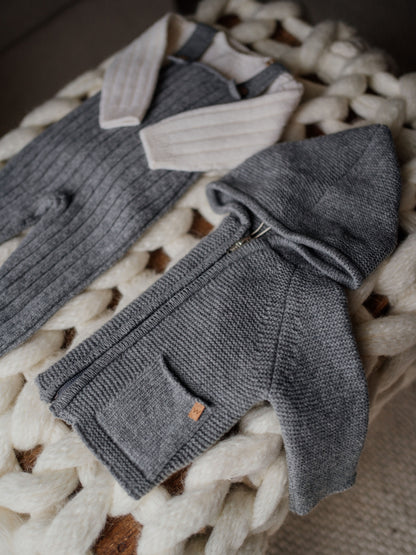 CARDIGAN DE LANA CON CAPUCHA